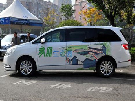 连云港户外车贴喷绘如何保持效果?